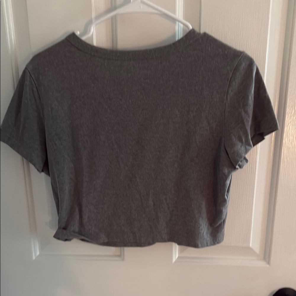 Wild Fable Gray Short Sleeve Crop T-Shirt - Picture 1 of 3